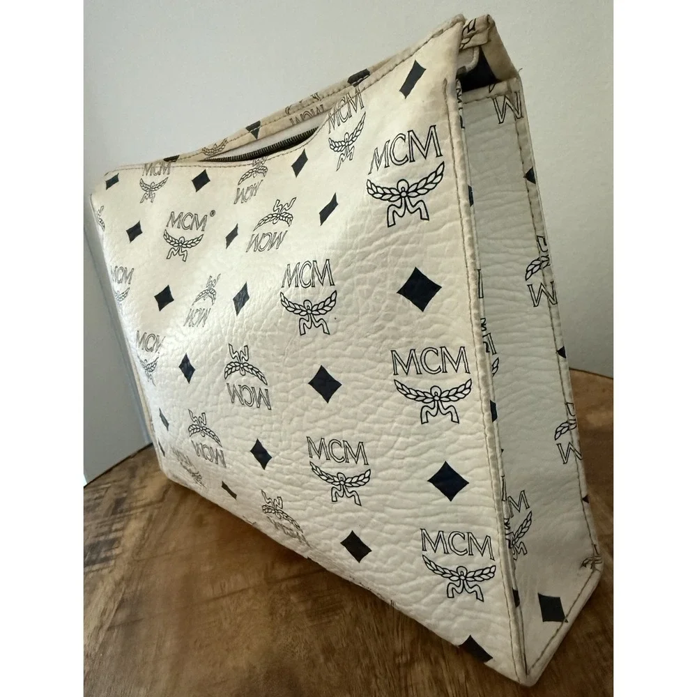 VTG MCM Visetos WHITE Pouch Clutch Cosmetic Toiletry Bag